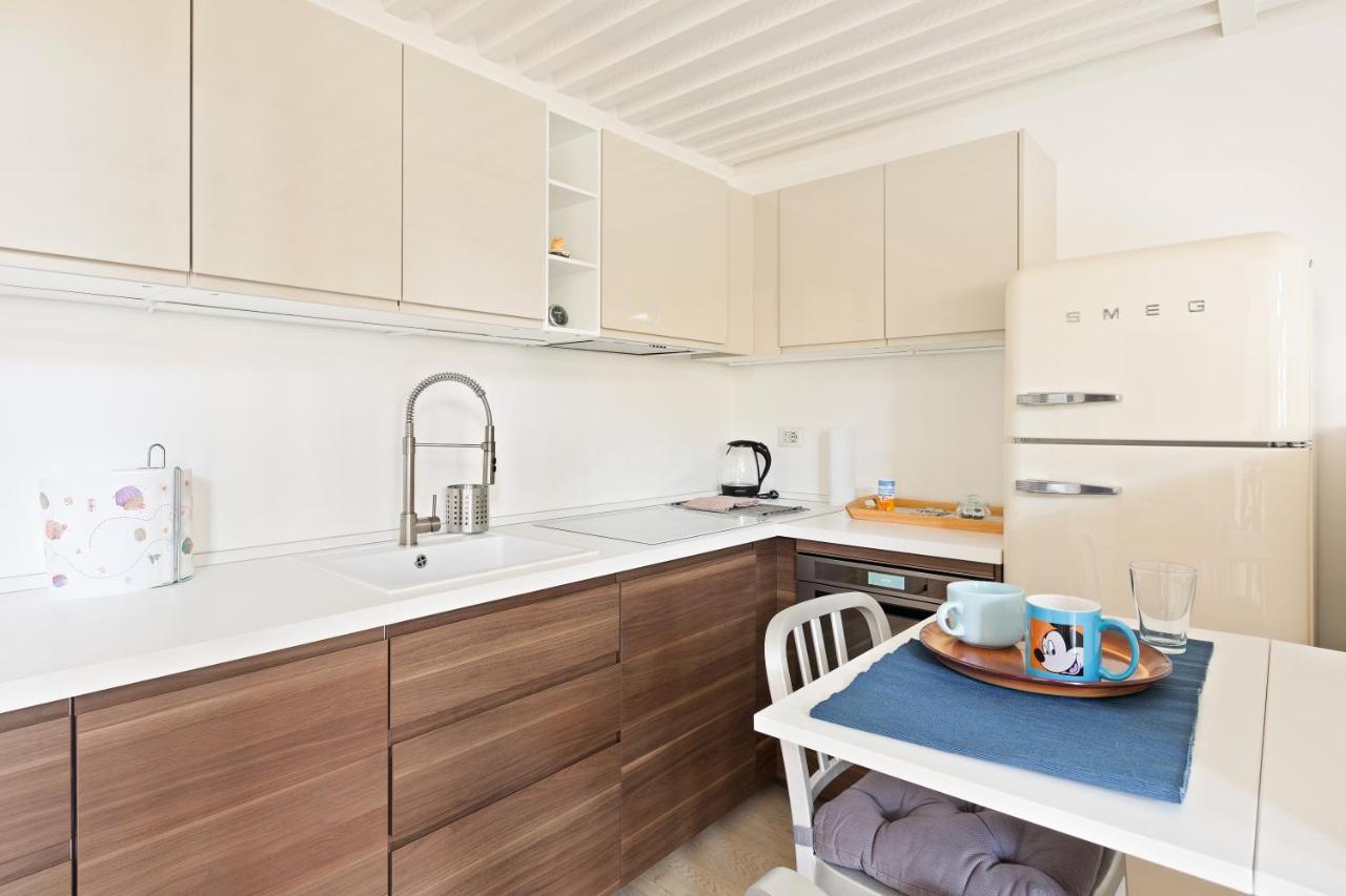 Elegant Loft With Balcony! Mailand