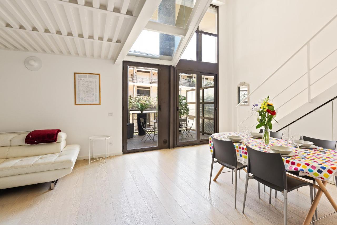 Elegant Loft With Balcony! Apartment